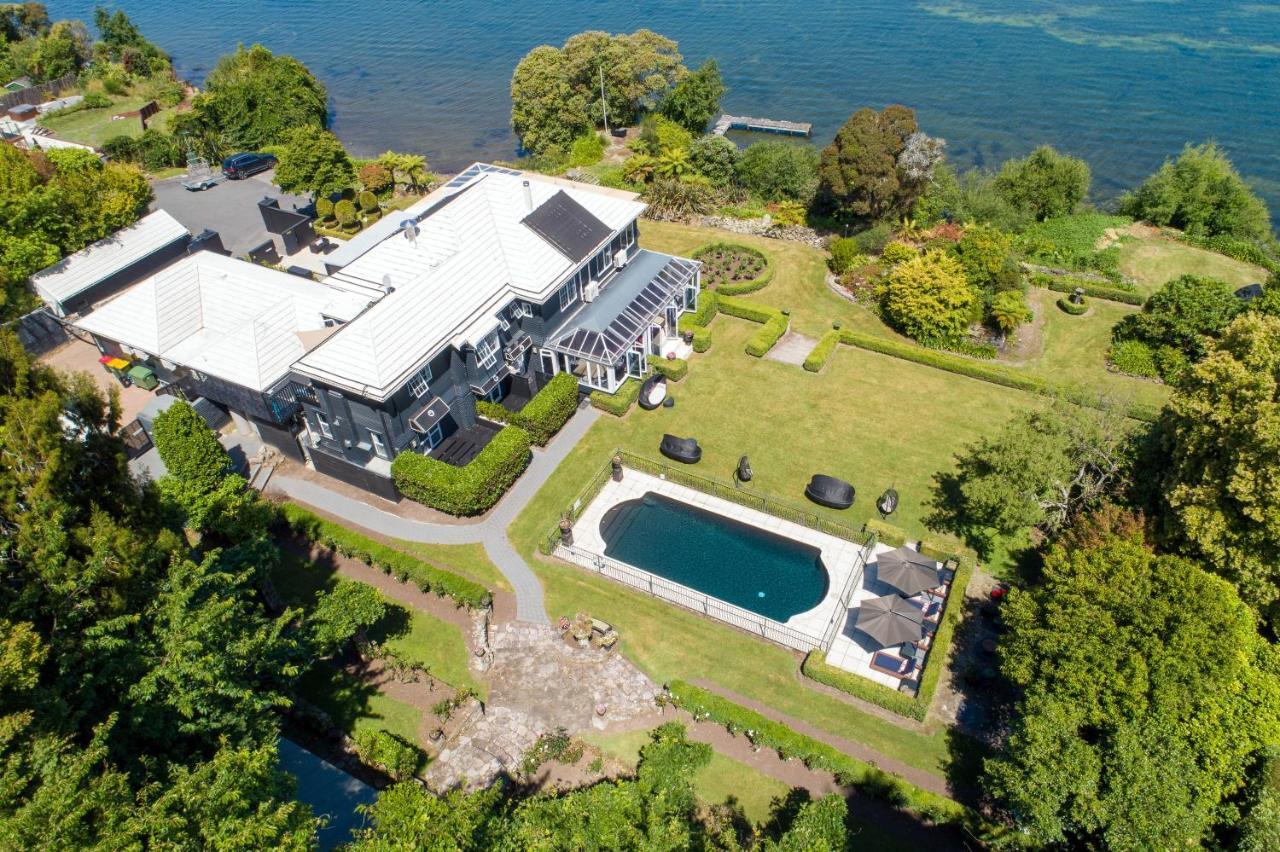Black Swan Lakeside Boutique Hotel Rotorua Eksteriør bilde