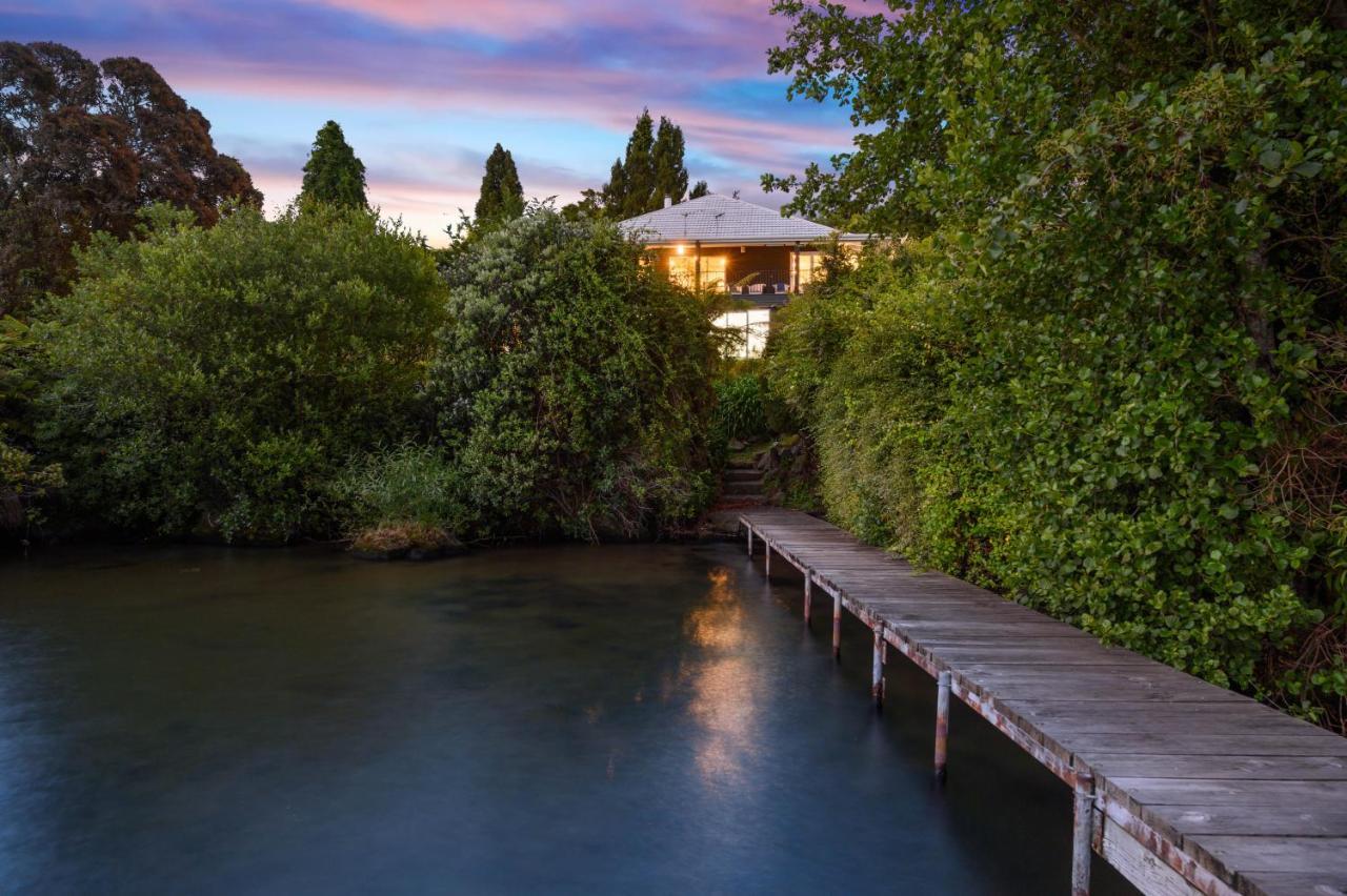 Black Swan Lakeside Boutique Hotel Rotorua Eksteriør bilde