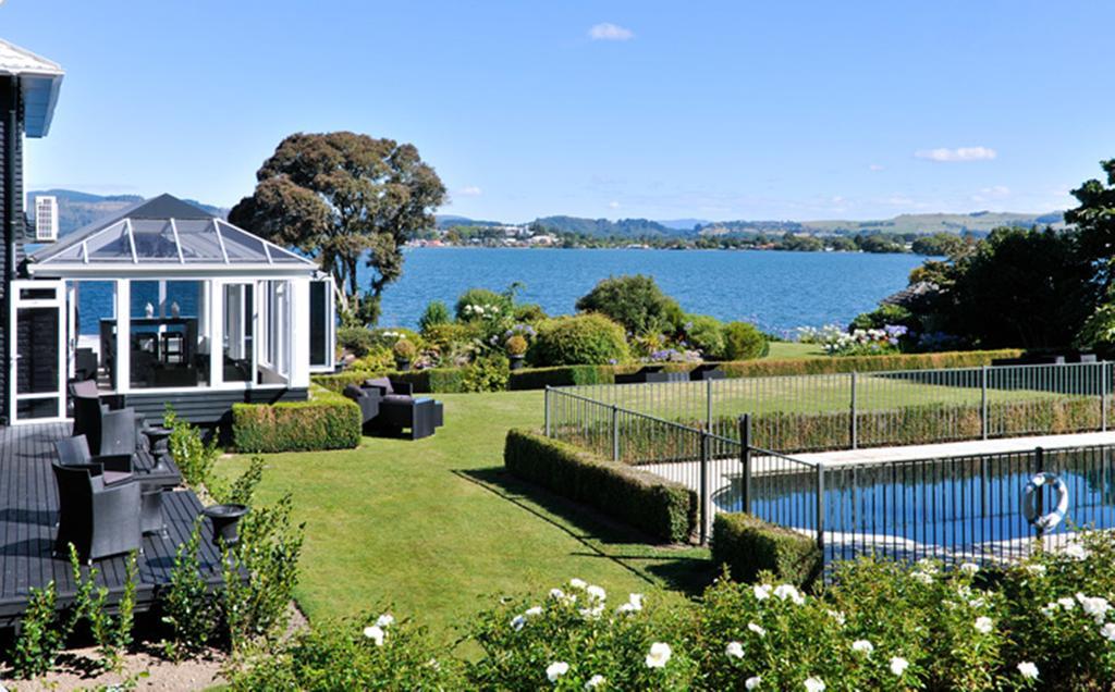 Black Swan Lakeside Boutique Hotel Rotorua Eksteriør bilde